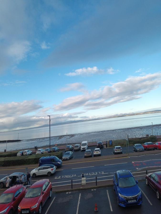 Eden Vale Ground Floor Sea View Apartment Morecambe Buitenkant foto